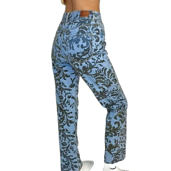 Urban Outfitters BDG High-Waisted Cowboy Jean Flocked Denim Straight Leg Size 27 - Picture 5 of 11